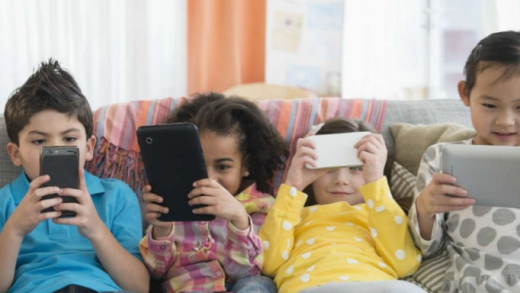 Tips Efektif Membatasi Anak Kecil dari Ketergantungan Gadget