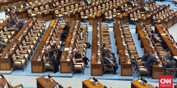DPR Panggil Kemendiktisaintek Terkait Pendirian URI