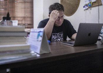 Polisi Ulang Jadwal Pemeriksaan Dandhy Laksono Terkait Film Pesta Babi